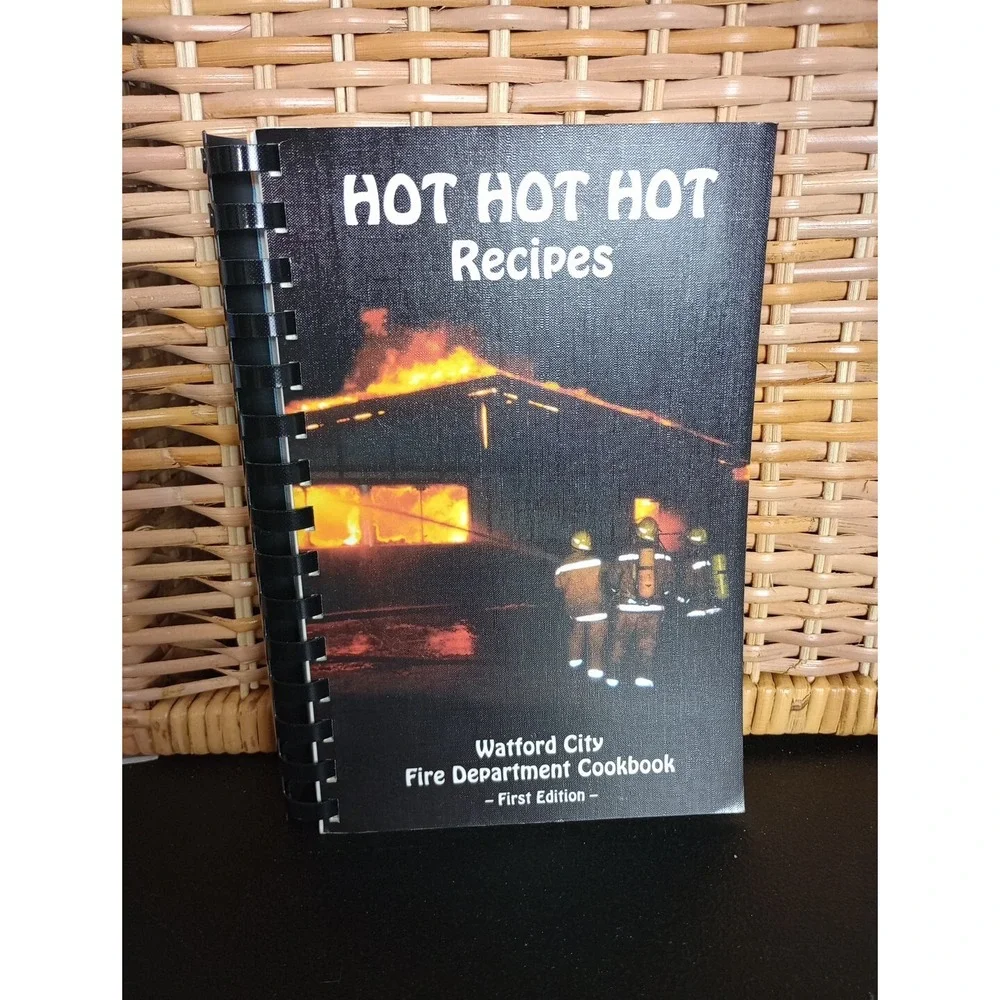 Vtg Watford City Fire Department Hot Hot Hot‎ Recipes Cookbook North Dakota 2001